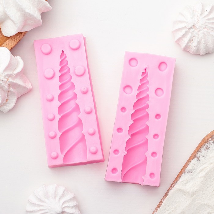 Unicorn horn mould top